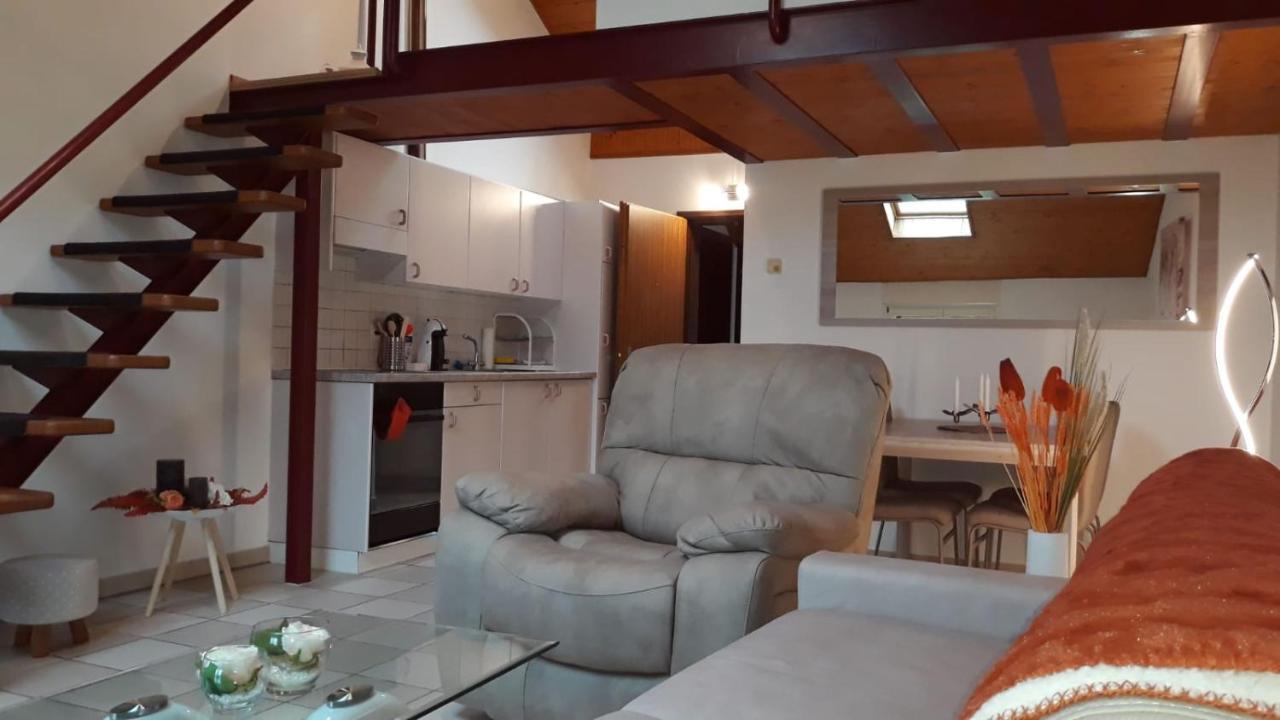 Holidays Homes Il Folletto Quartino Ngoại thất bức ảnh