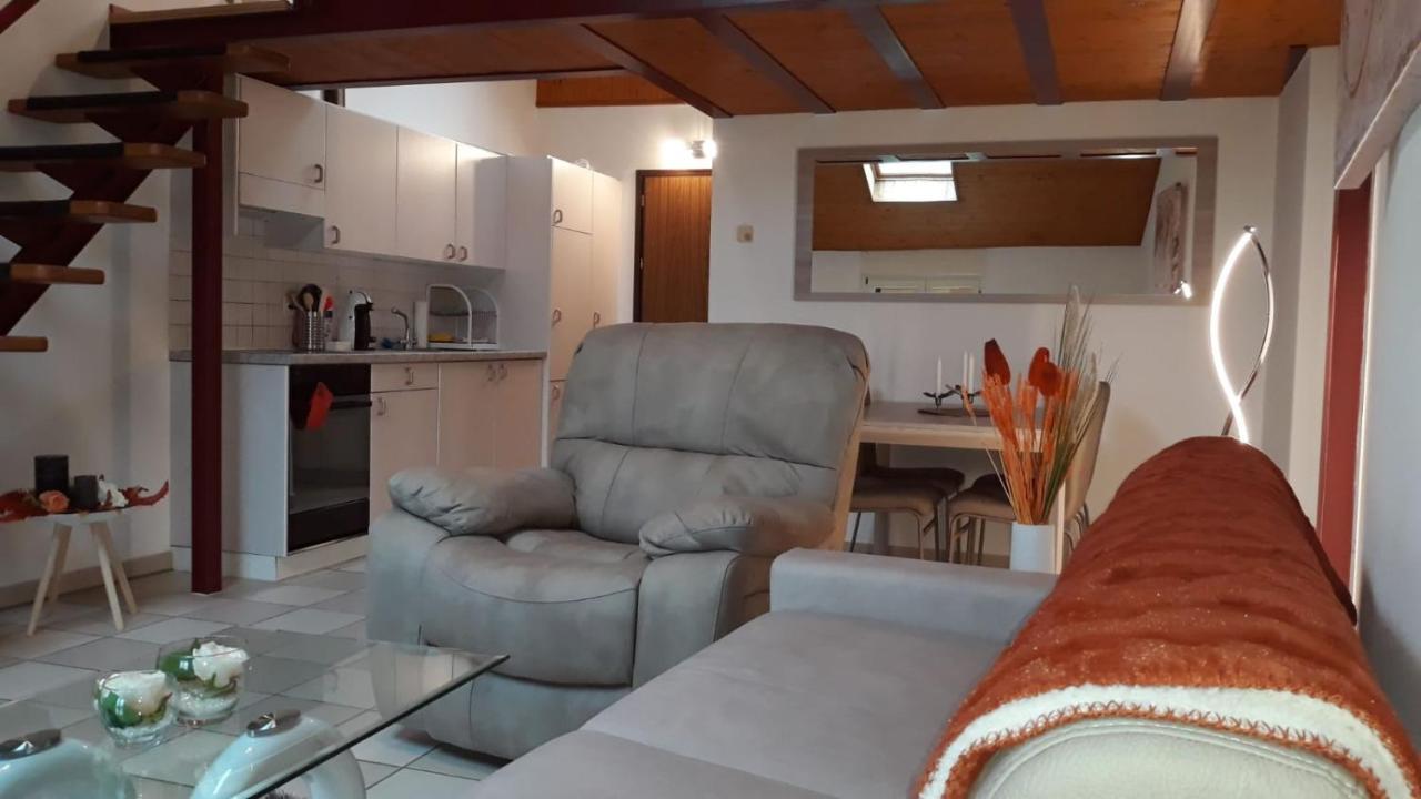 Holidays Homes Il Folletto Quartino Ngoại thất bức ảnh