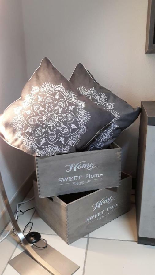 Holidays Homes Il Folletto Quartino Ngoại thất bức ảnh