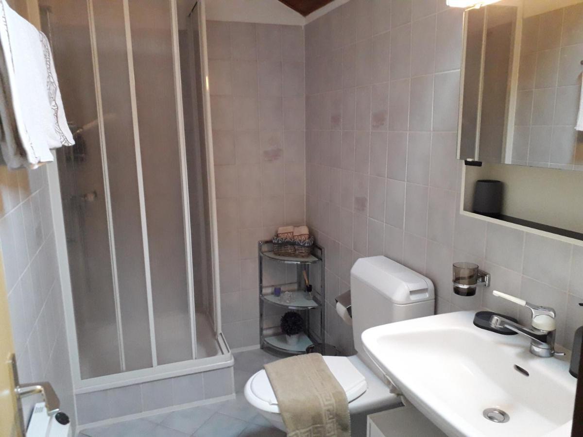 Holidays Homes Il Folletto Quartino Ngoại thất bức ảnh